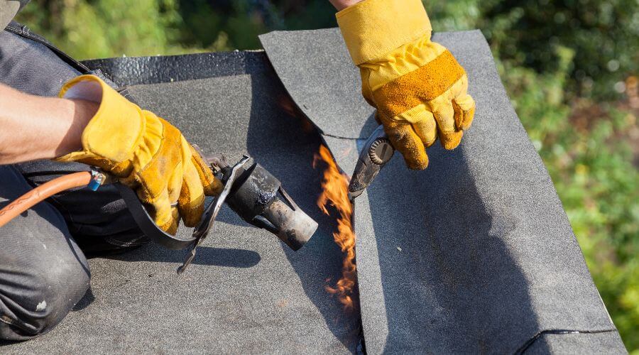 Professional gutter cleaning in Moore, MT